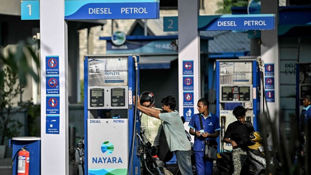 Petrol Diesel Price Cut: নায়ারার বড় ঘোষণা